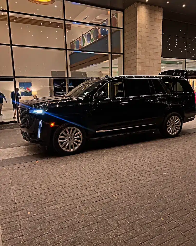 Luxury black car limo service Austin