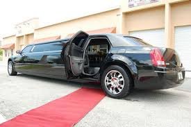 stretch-limousine-fleet-in-austin